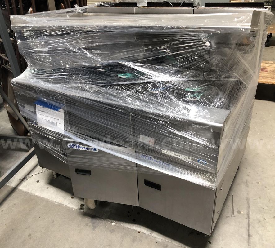 Fryer: Commercial, 3 Bay