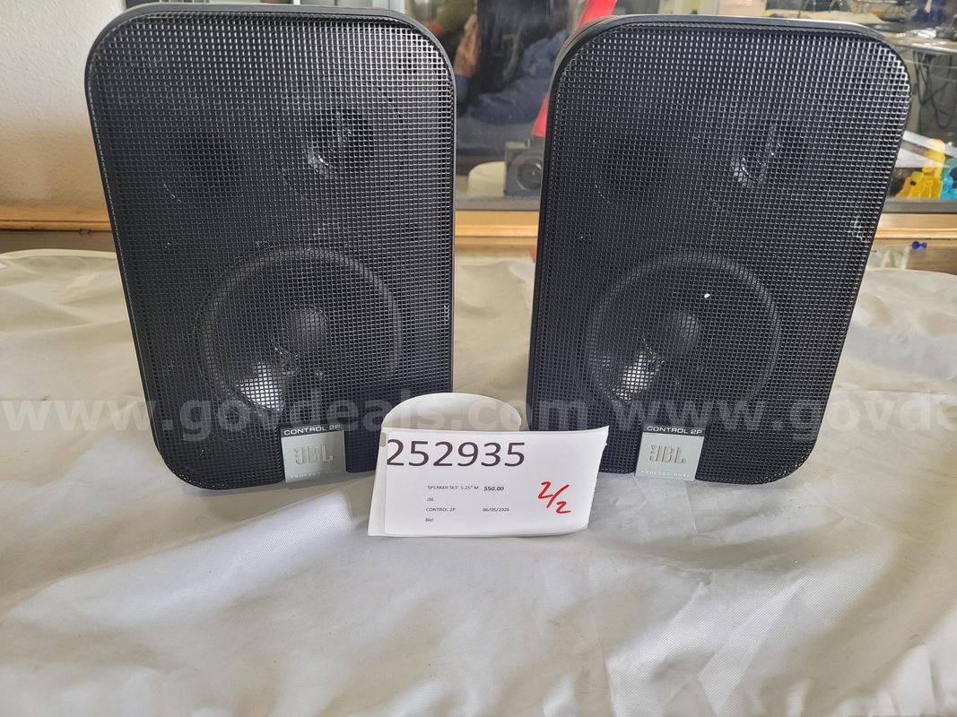 SPEAKER SET: 5.25" MONITOR