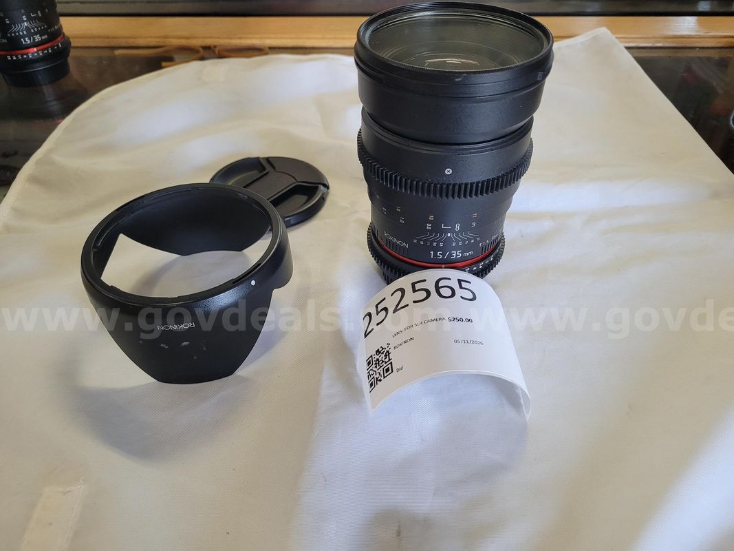 LENS: FOR SLR CAMERA 1.5/ 35MM AS UMC, FOR CANON
