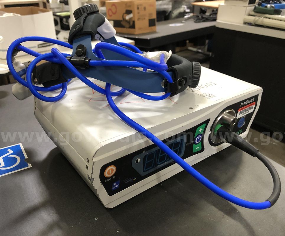 SURGICAL LIGHT: LED FIBER OPTIC W/ HEADLAMP