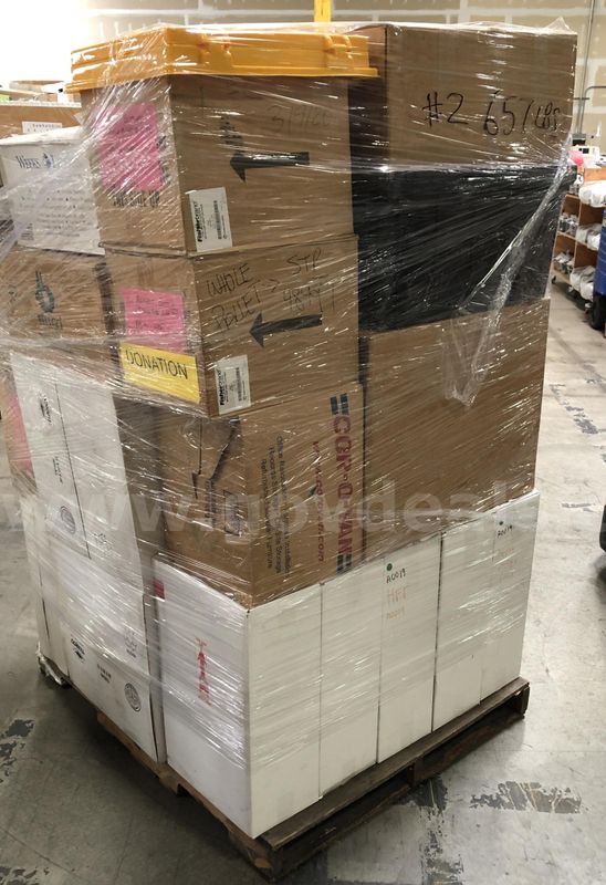 GLASSWARE SET: ASSORTED LAB, PALLET LOT