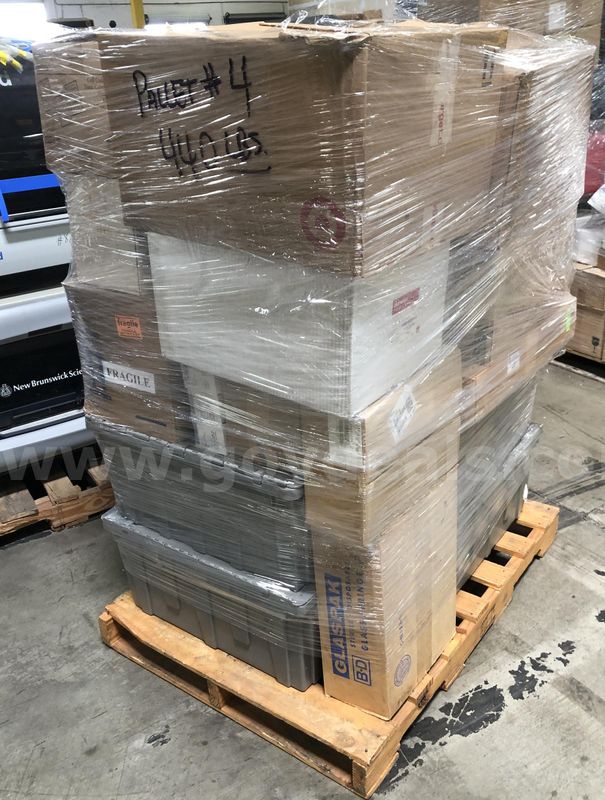GLASSWARE SET: ASSORTED LAB, PALLET LOT