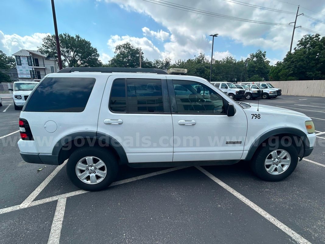 2007 FORD EXPLORER (Unit 798)