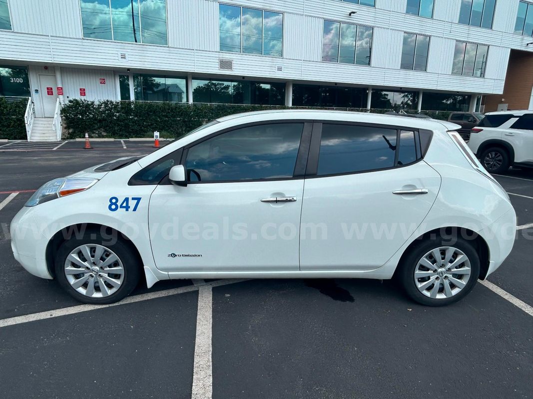 2017 Nissan Leaf (Unit 847) Electric Motor, Automatic Transmission