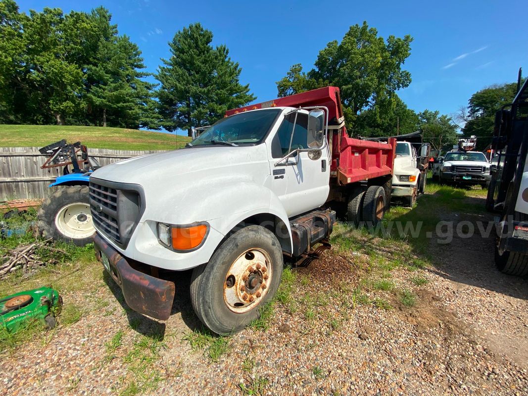 2000 Ford F-650