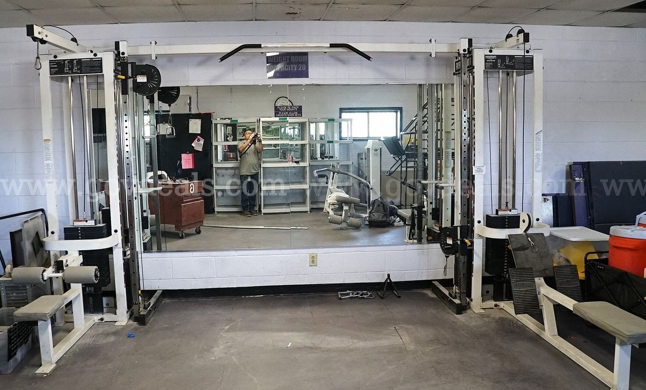 Paramount Cable Cross Fitness Machine