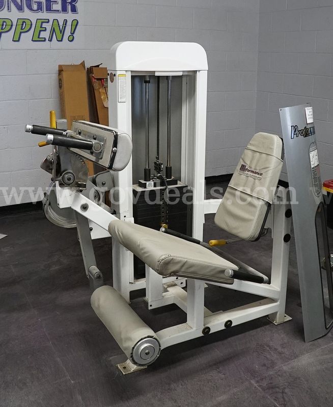 Tuff Stuff Leg Extension Machine