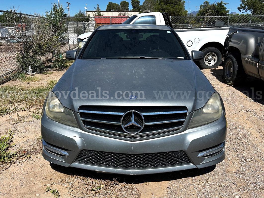 2014 Mercedes-Benz C-Class C250 Luxury Sedan