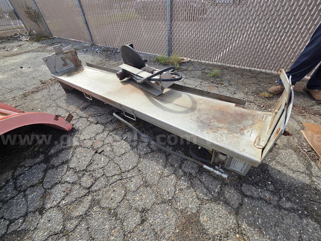 Tail Gate Salt Spreader