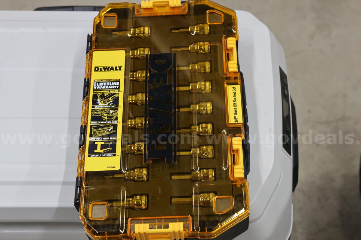 DeWalt Socket Set