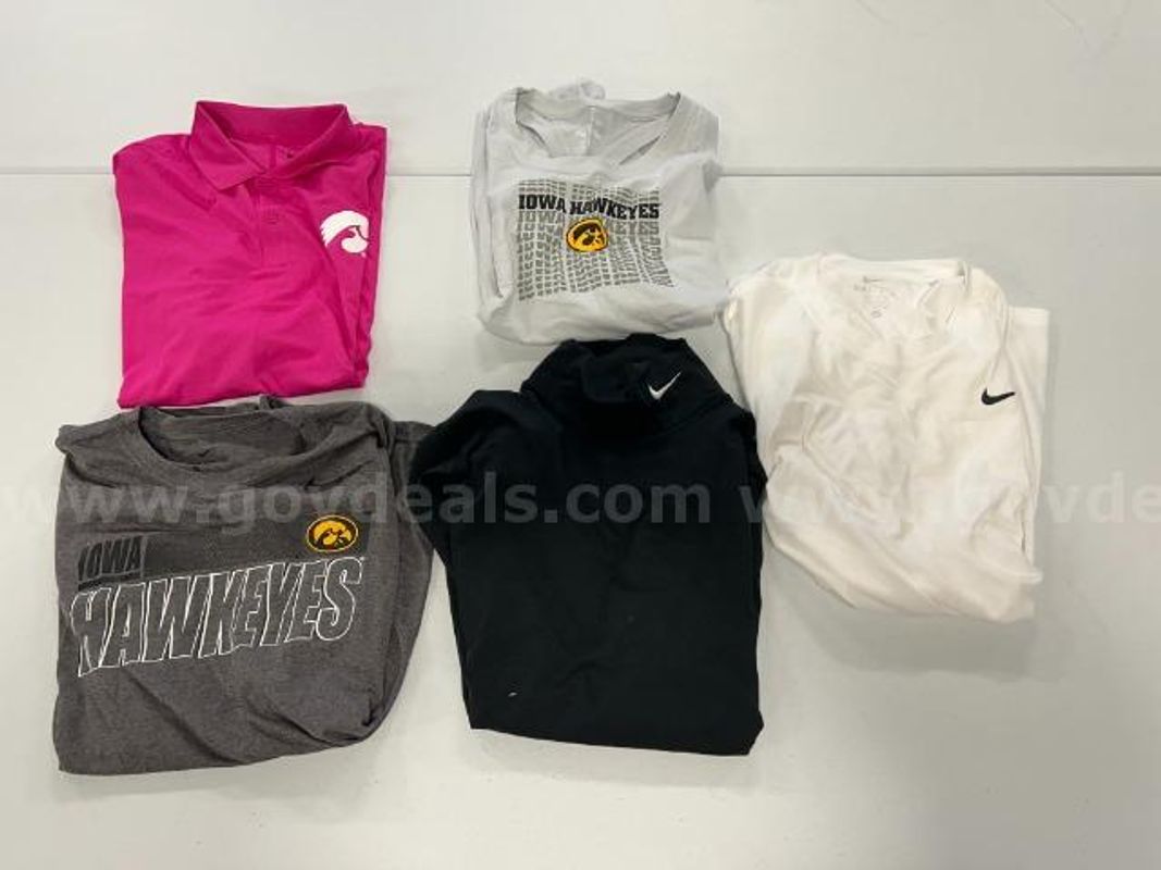 Lot of 5, Nike shirts. Various styles, colors, sizes