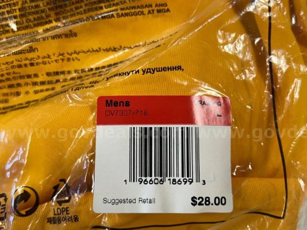 Lot of 4, Nike Team Legend Sleeveless Shirt, Yellow in color, Size: M