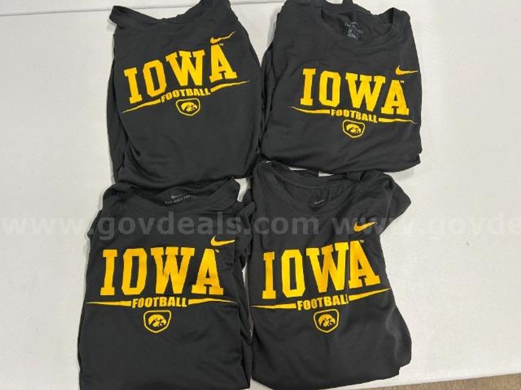 Lot of 4, Nike Long Sleeve Dri-Fit Tee. Black in color. Size: XL