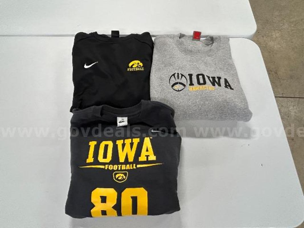 Lot of 3, Nike "U of I' sweatshirts. Various styles, color and sizes.