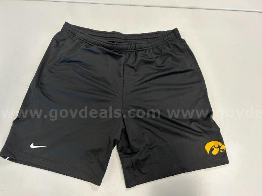 Lot of 1, Nike Dri-Fit Knit shorts. Black in color. Size: XL