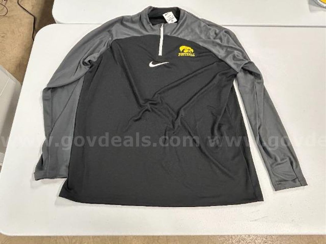 Lot of 3, Nike Dri-Fit shirts. Various styles, colors. Size: XL