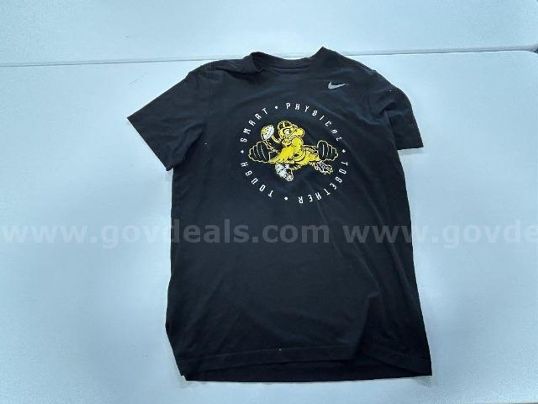 Lot of 3, Nike Dri-Fit Tee "U of I", Black in color. Size: L