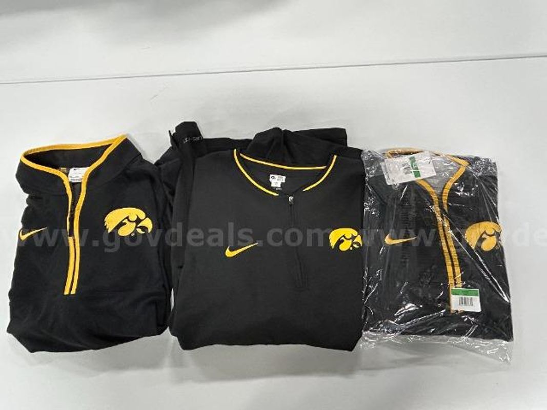 Lot of 3, Nike "U of I" Pullovers, Black in color. Size: XL.XXL
