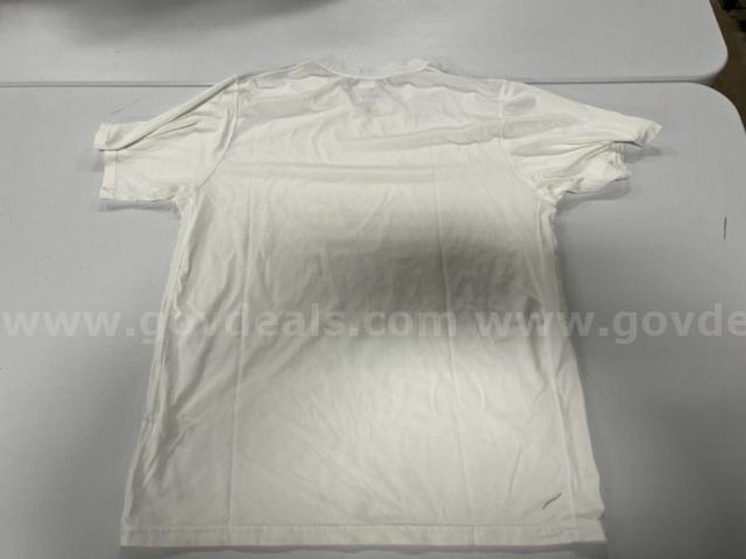 Lot of 4, Nike, Various styles and colors. Size: L