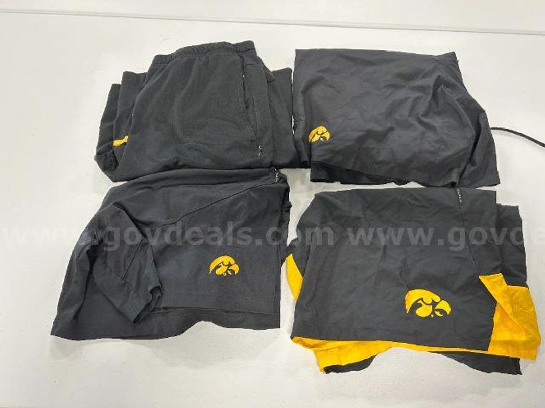 Lot of 4, Nike Shorts, Various styles, Black in color. Size: XL
