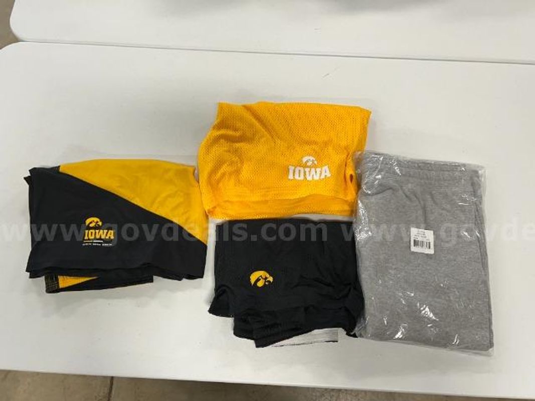 Lot of 4, Nike Dri-Fit Shorts, Hanes Fleece Pants. Size: XXL