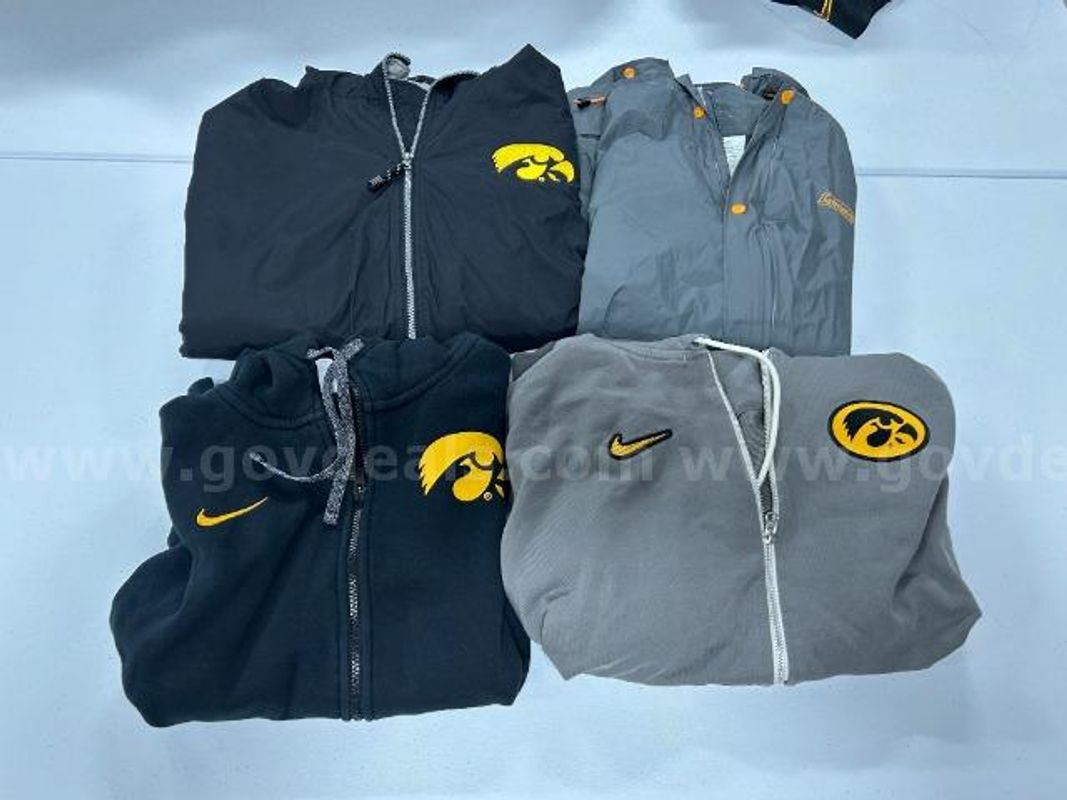 Lot of 4, (3) "U of I" Various Styles, Colors and Sizes