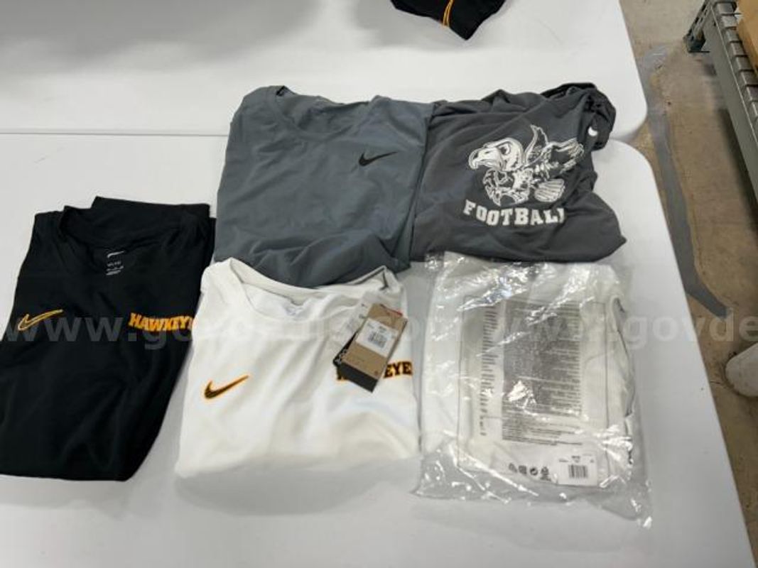 Lot of 5 Nike UPF40+ DRI-FIT short sleeve shirts, size:4XK,3XL,2XL