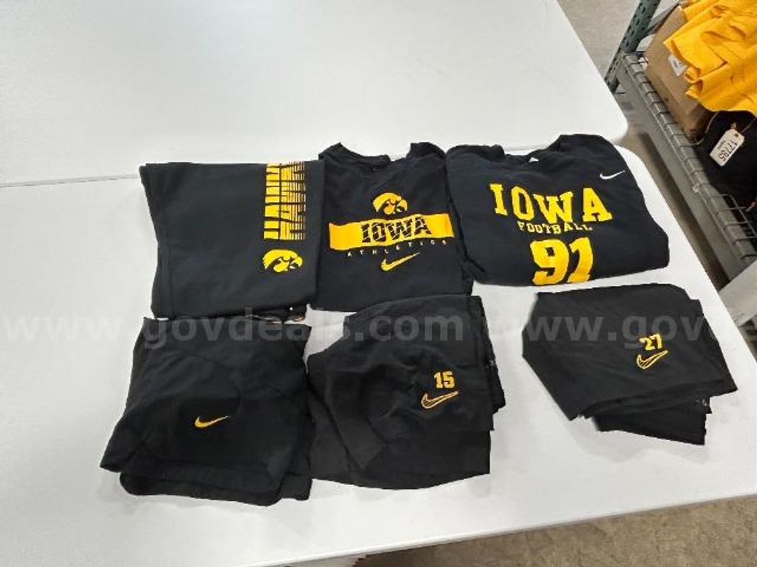 Lot of 6, Nike "U of I" Shirts, Pant, Shorts, Black in color.