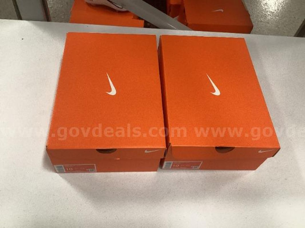 2 Nike Free Metcon 6 Shoes