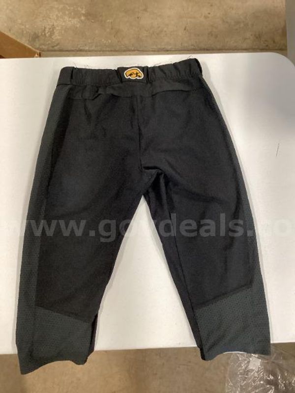 Nike Women's Vapor Select Iowa Hawkeyes 3/4 Length Softball Pants