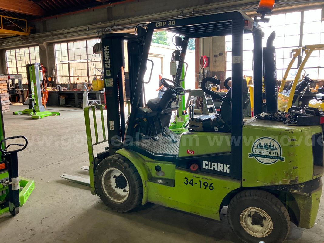 1996 Clark CGP30 Forklift