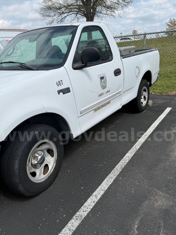 MSU# 687 2000 Ford F-150