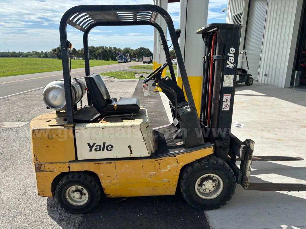 Used 1987 Yale Forklift GLP40AD