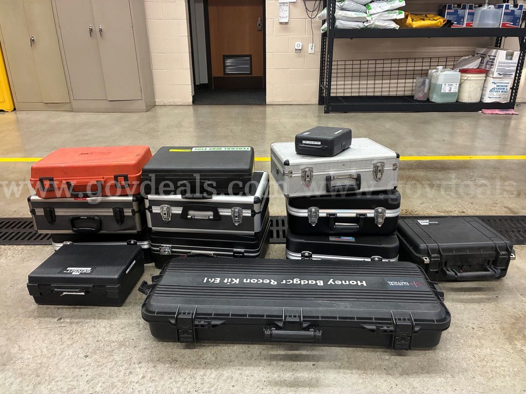 Lot of 14 Storage Cases