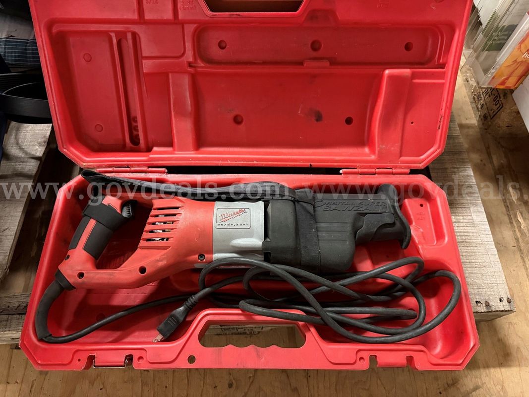 Milwaukee Orbital Super Sawzall
