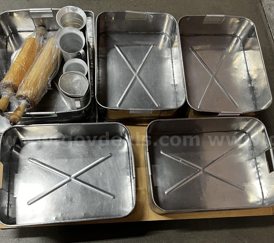 **** Assorted Commercial-Grade Kitchen Supplies (1 Pallet) **** (I)