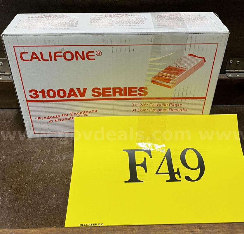 **** VINTAGE CALIFONE 3112AV CASSETTE TAPE PLAYER **** (I)