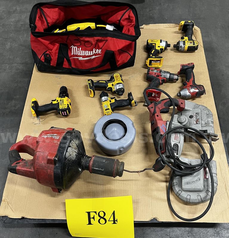 **** Assorted Milwaukee And Dewalt Power Tools (1 Pallet) (I) ****