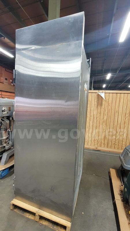 **** Commercial Refrigerator **** (I)