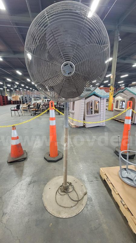 **** Windmaker Industrial Fan **** (I)