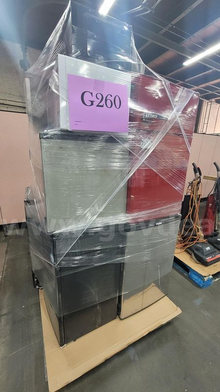 **** Assorted Kitchen Appliances **** (I)