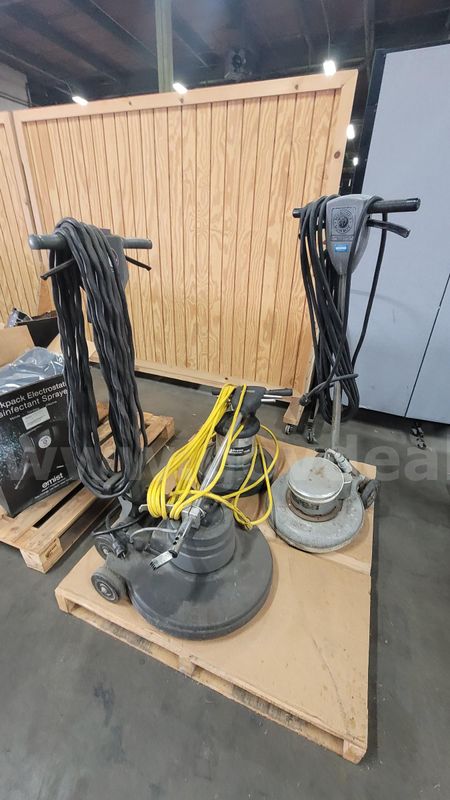 **** Assorted Floor Polisher By Lot **** (I)