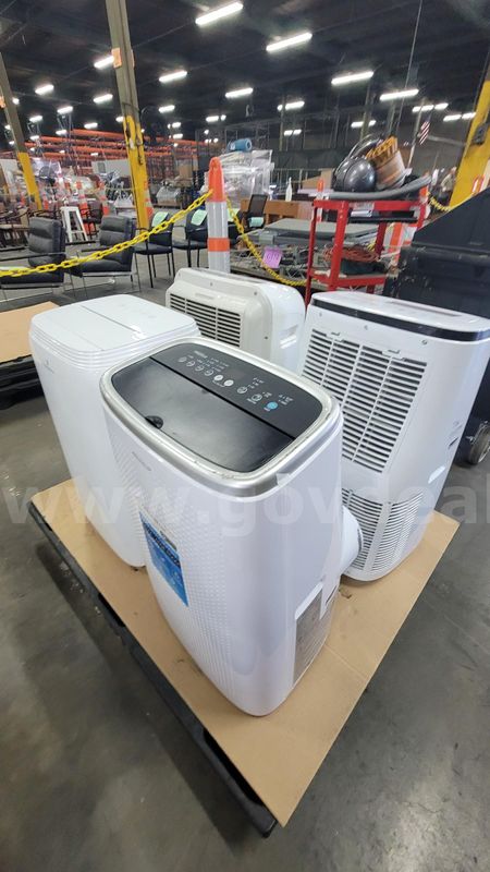 **** Assorted Portable Airconditioning Unit By Lot Of 4 **** (I)