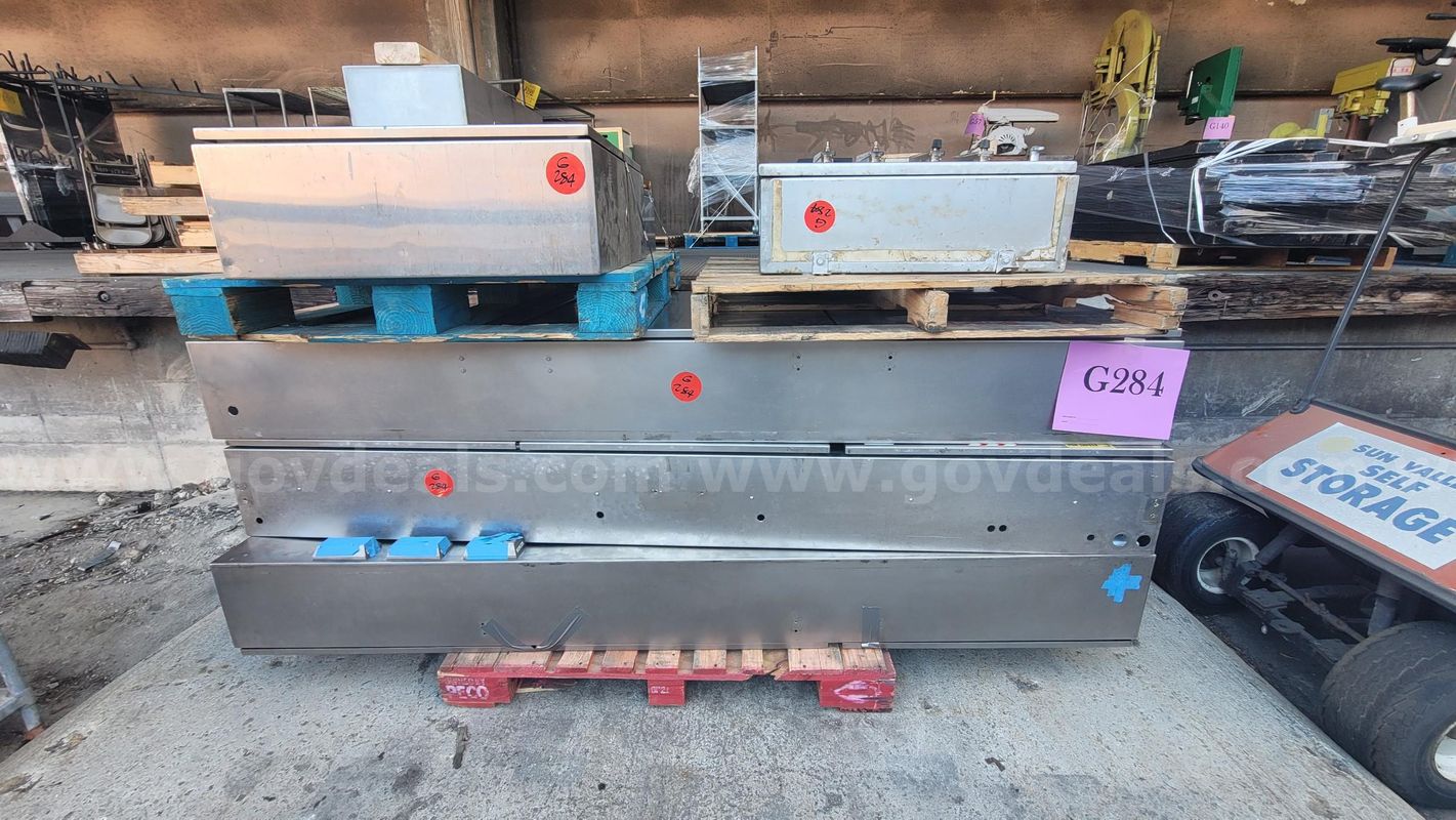 **** Stanless Steel Metal Scrap **** (Y)