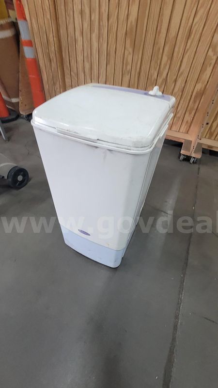 **** KOBLENZ PORTABLE WASHING MACHINE **** (I)