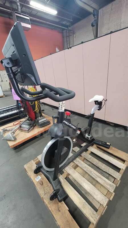 **** PROFORM SMART POWER EXERCISE BIKE **** (I)