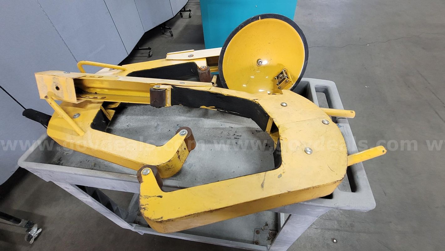 **** TRIMAX WHEEL LOCK NO KEY **** (I)