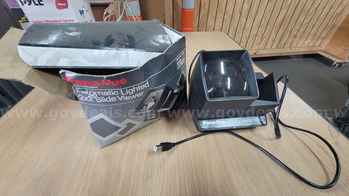 **** VINTAGE VIEW MASTER PAN VALUE SLIDE VIEWER **** (I)