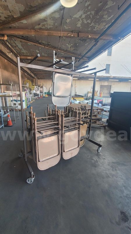**** METAL FOLDING CHAIRS WITH RACK BY LOT **** (I)