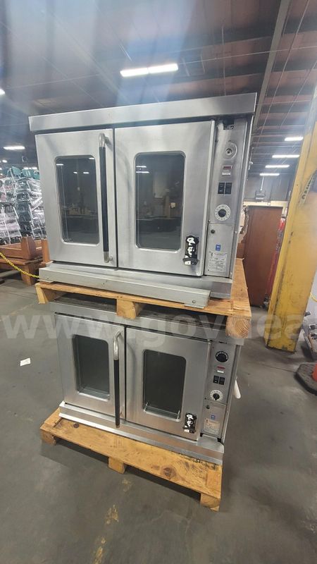 **** MONTAGUE DOUBLE-DECK OVEN **** (I)